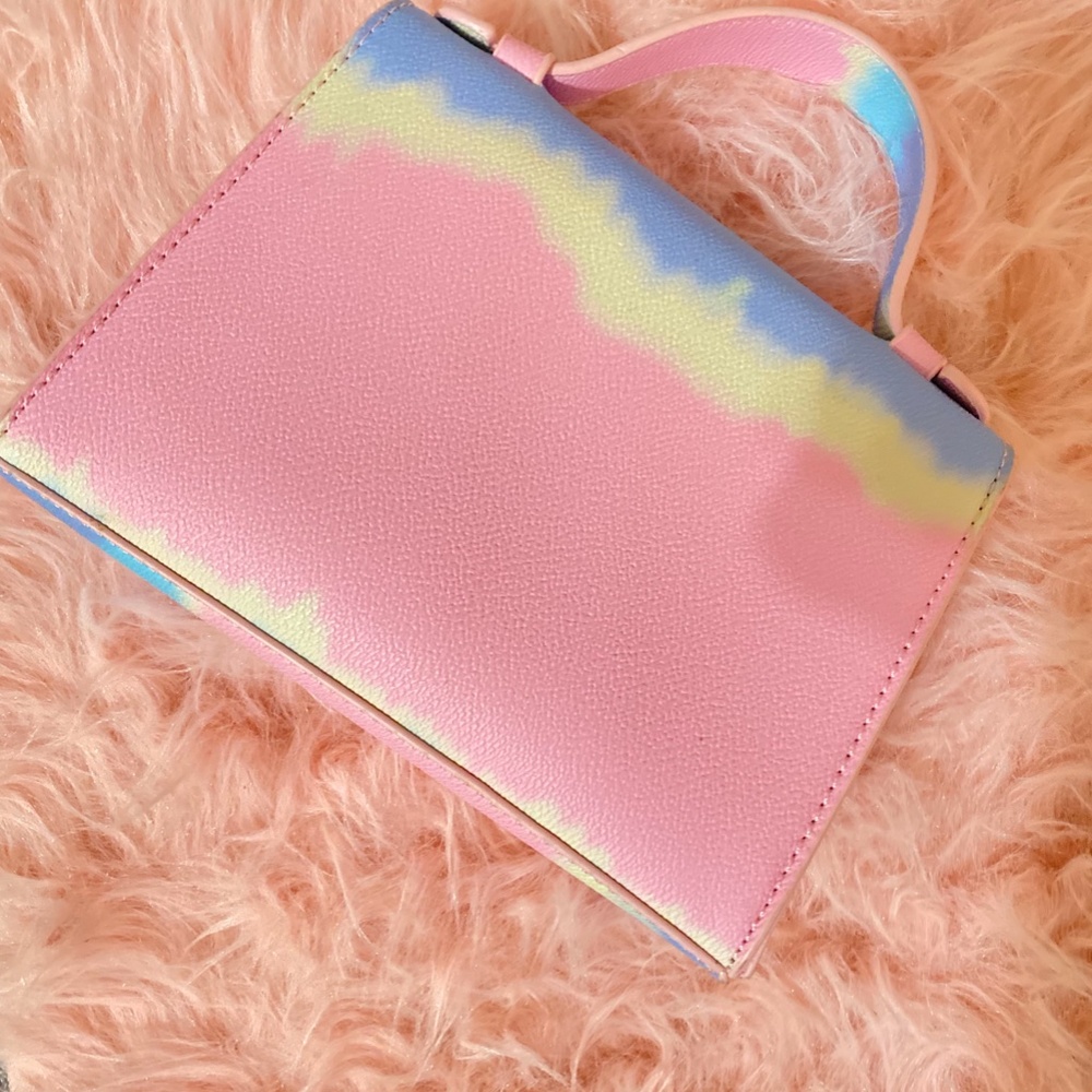 Purse - Picture 2 of 4